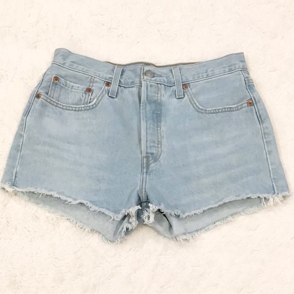 Levi’s 501 W28 (US 6/7) Denim Womens Shorts Irregular High Rise Luxor 56327-0113 - Picture 5 of 13